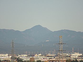 武甲山(1304m)