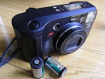 銀塩フィルムカメラ
