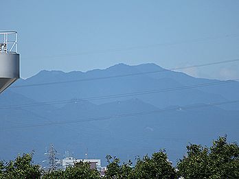 鷹ノ巣山(1737m)、雲取山(2017m)