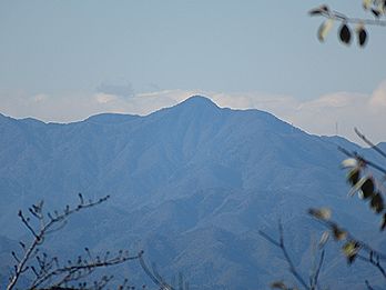 本社ヶ丸(1630m)